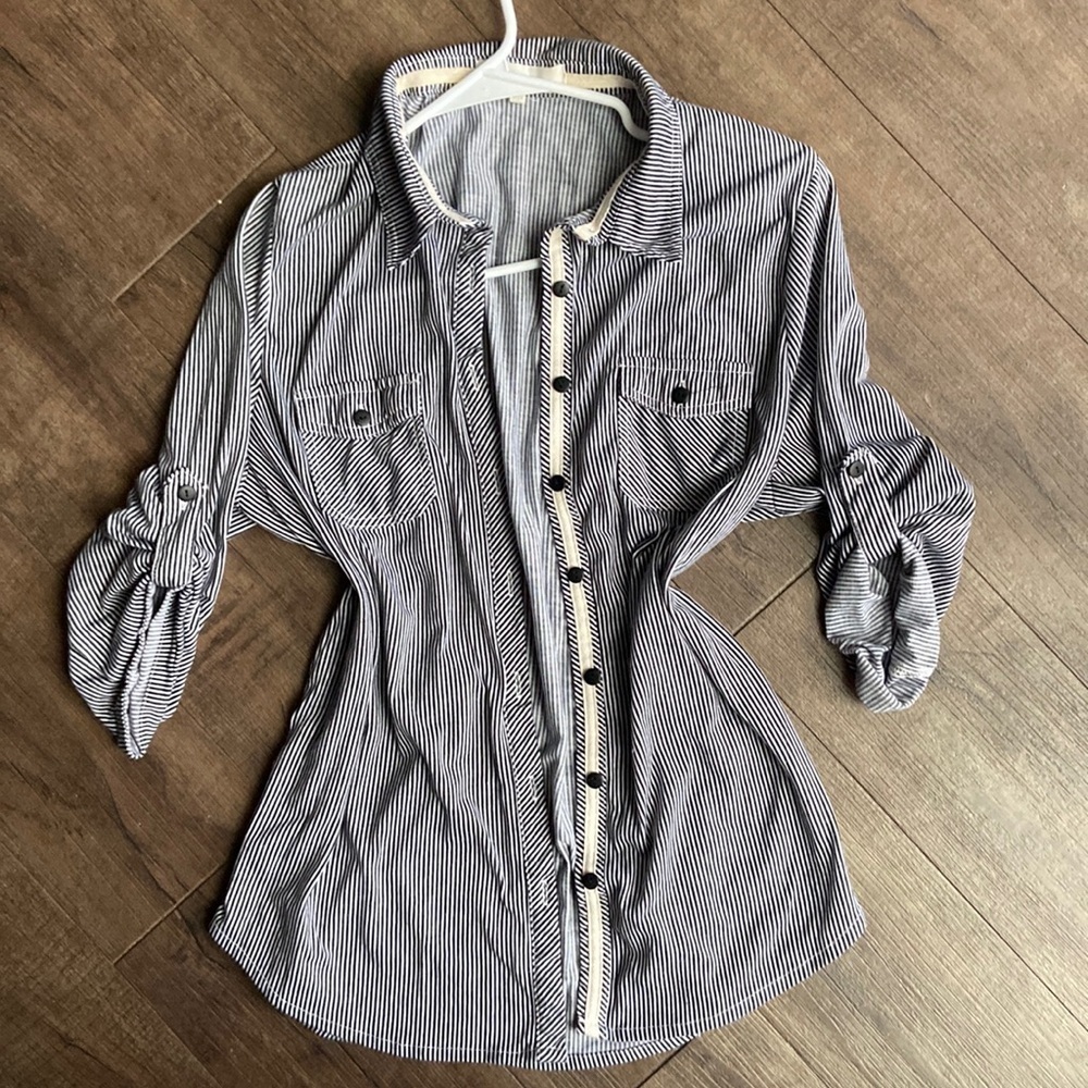 Short sleeve shirt